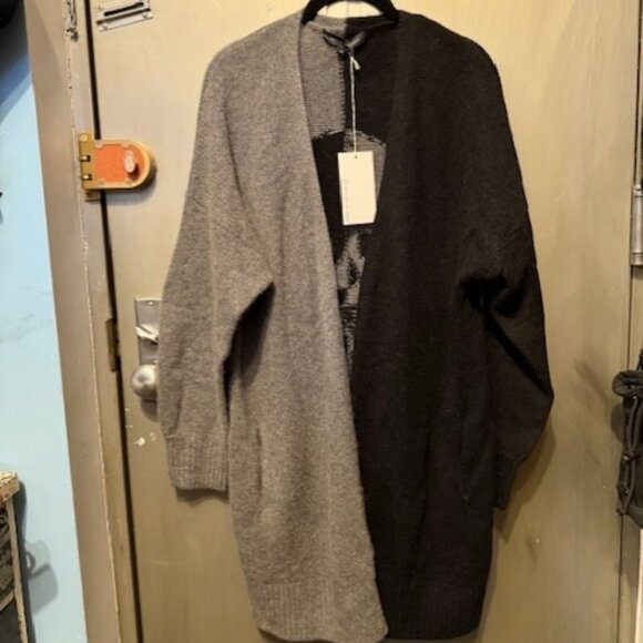 360 Cashmere Pyper Skull two-tone Cashmere Sweater Cardigan - Picture 5 of 16